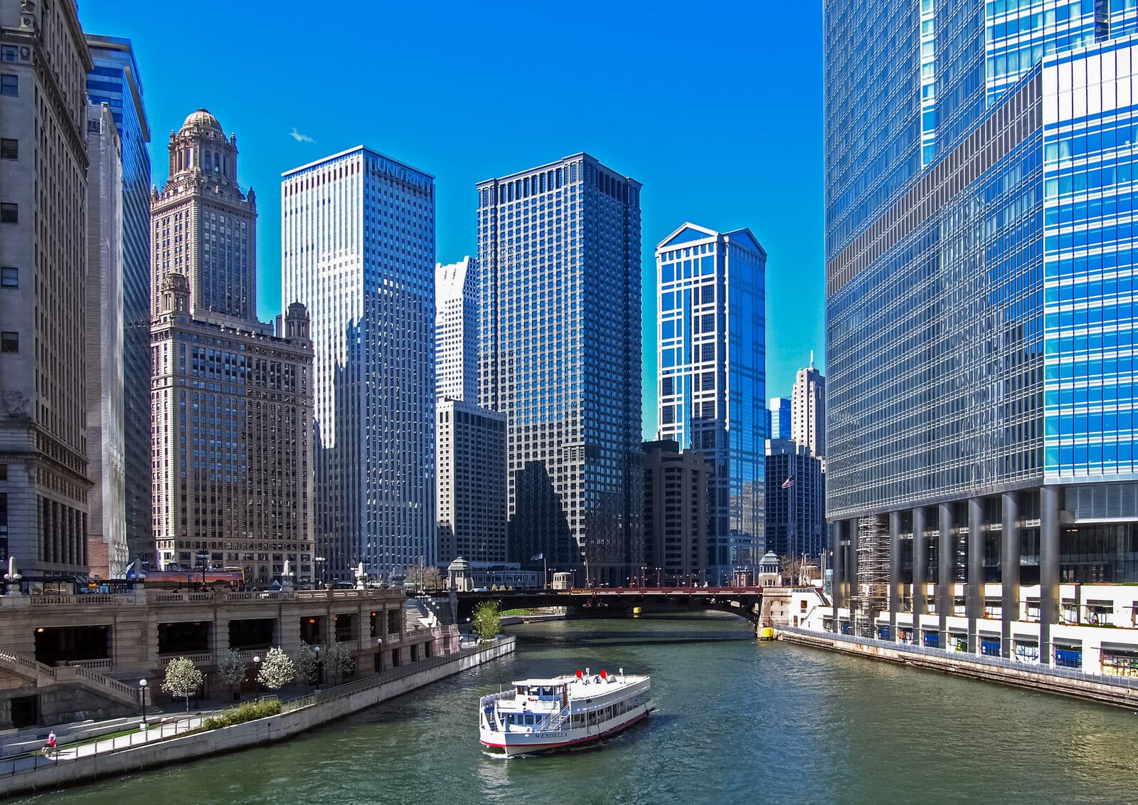 Chicago — Chicago River ferry b