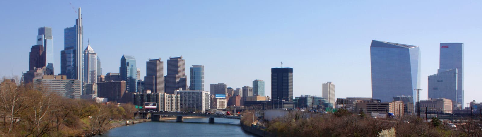 Philadelphia — A651, Philadelphia skyline from the Spring Garden Street Bridge, 2018