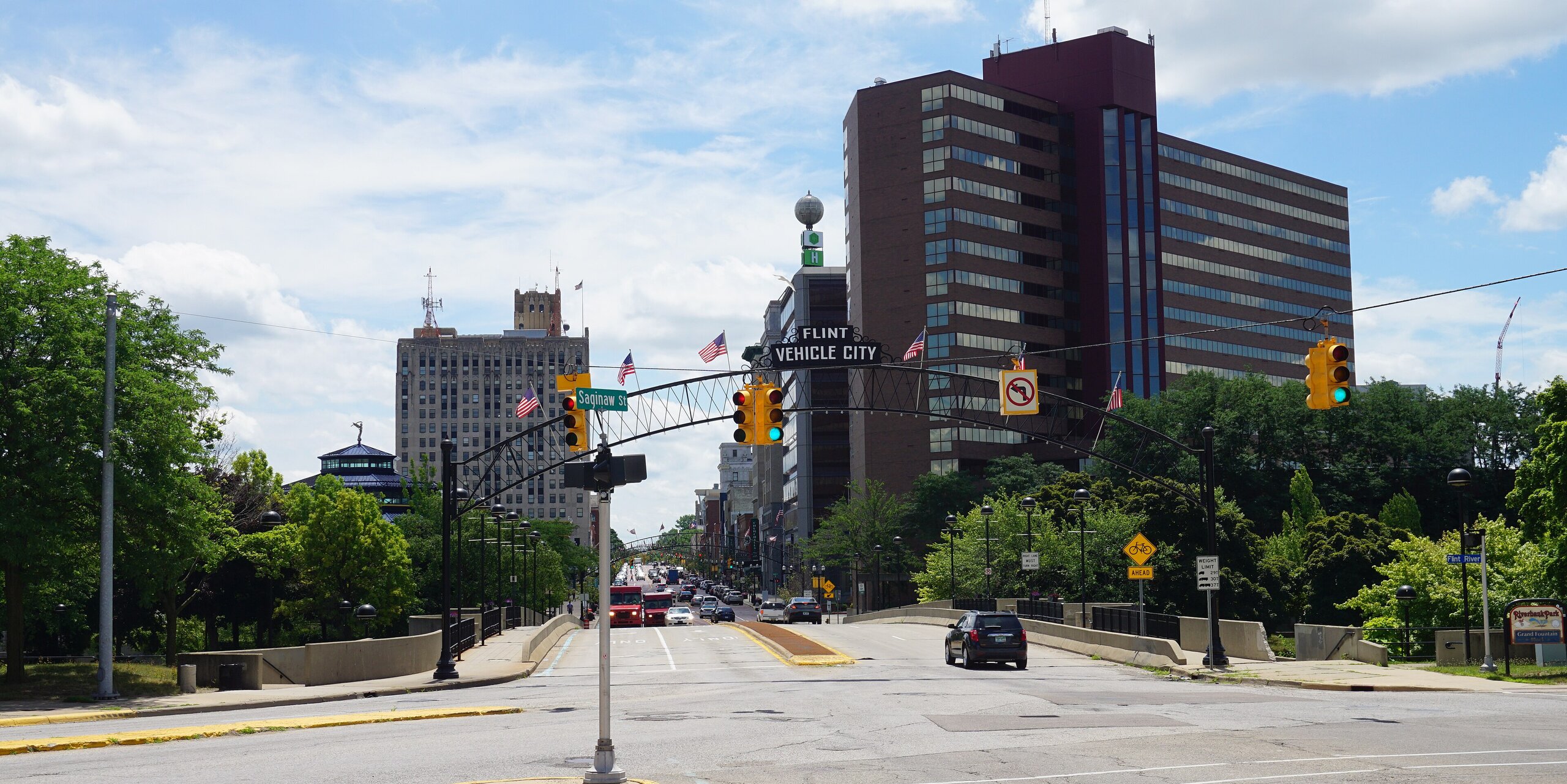 Flint, MI — skyline, Whipshipper Auto Transport coverage