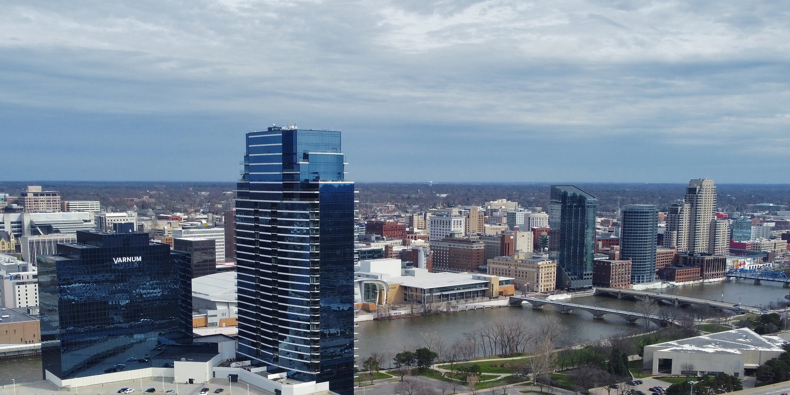 Grand Rapids, MI — skyline, Whipshipper Auto Transport coverage