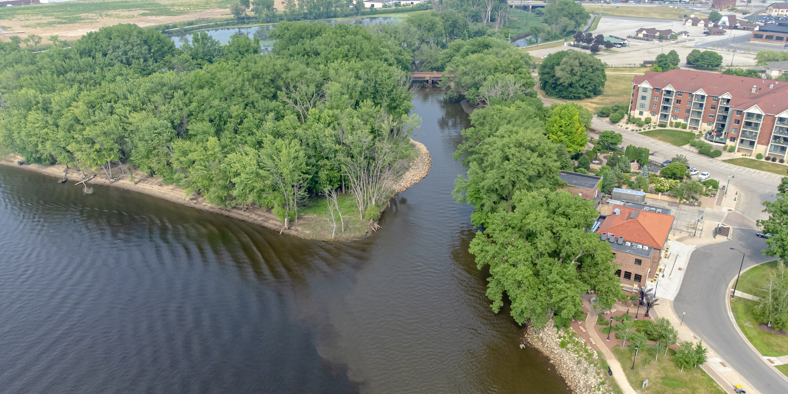 La Crosse, WI — skyline, Whipshipper Auto Transport coverage