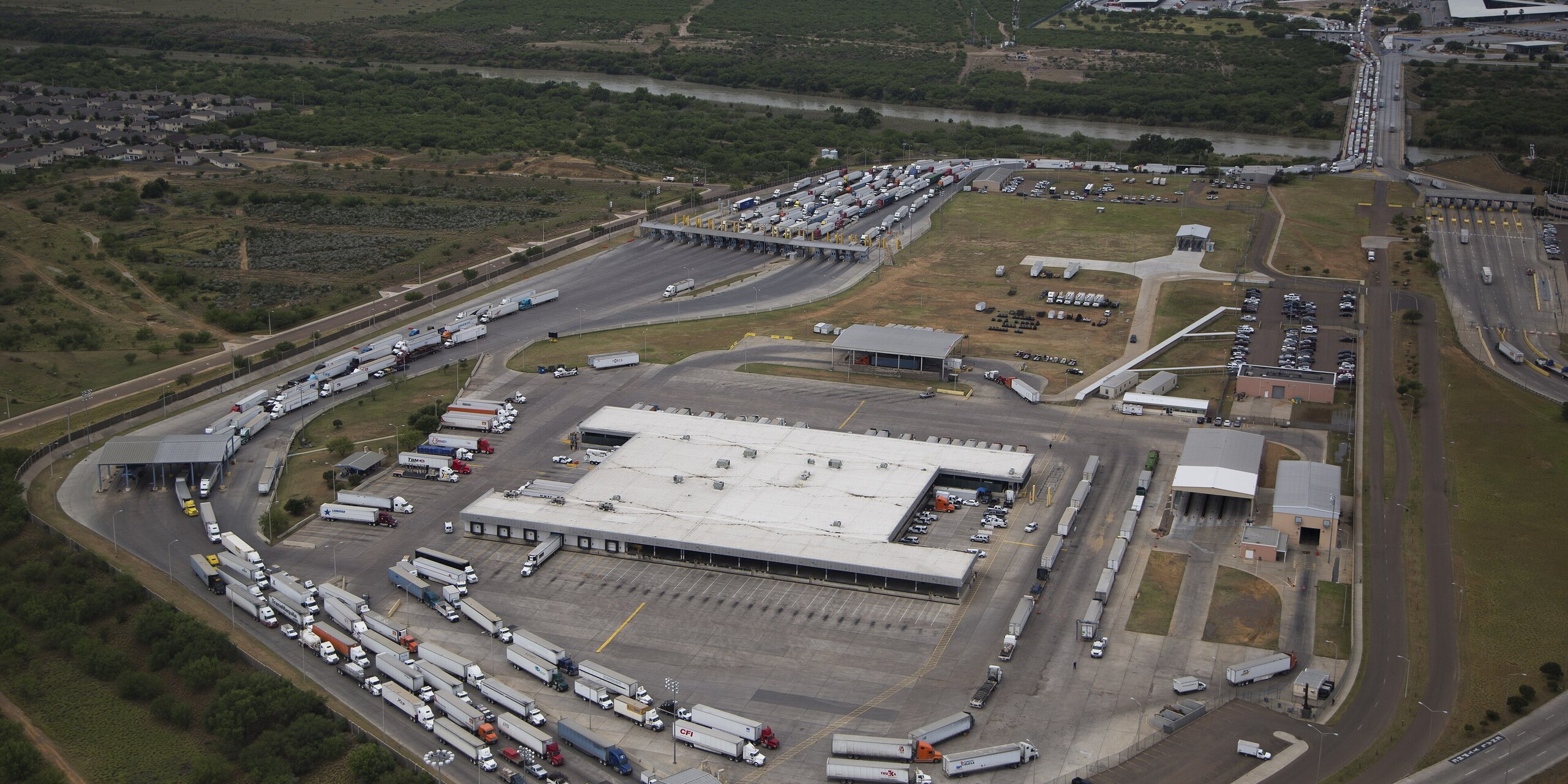 Laredo, TX — skyline, Whipshipper Auto Transport coverage
