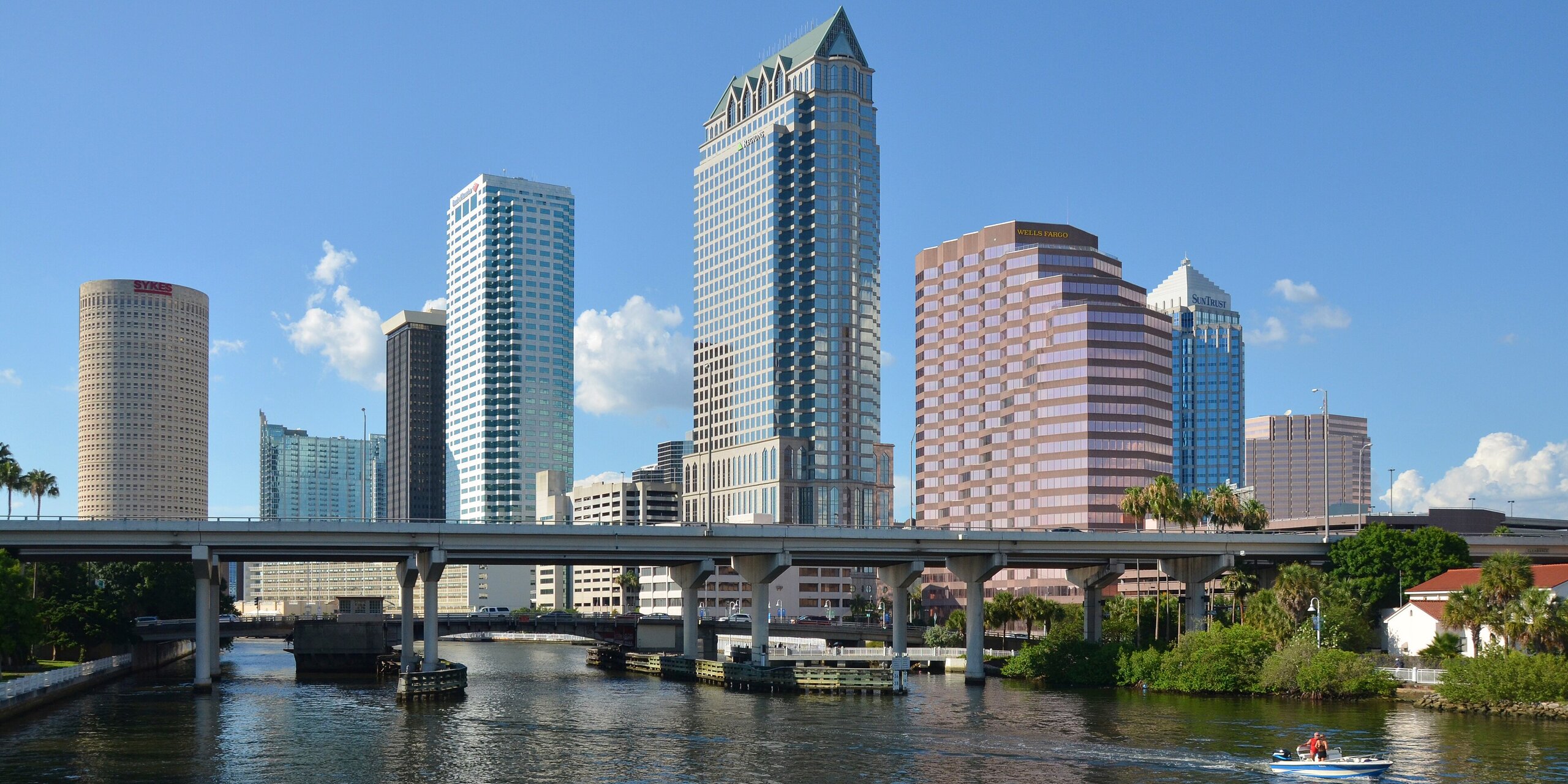 Tampa, FL — skyline, Whipshipper Auto Transport coverage